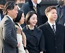 법원, ‘범현대가’ 노현정 남편 건설사 강제집행 금지 명령