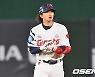 신윤후, 2루타 좋았어 [사진]