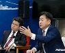 제주 2공항 찬반 정리?…오영훈 지사 "지금은 그럴 수 없어"