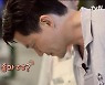 '서진이네' 이서진, 문전성시에 보조개 미소..뷔 "지킬앤하이드" [별별TV]