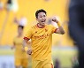 '이민기-박한빈 연속골' 광주, 수원FC 2-0 격파...3위로 점프