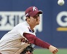 안우진, 개막전서 6이닝 12K 무실점…개인 최다 탈삼진 경신