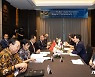 수마디 인도네시아 장관과 면담하는 원희룡 장관