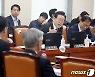 이재명 대표 '국방부 차관과 공방'