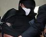 ‘항공기 비상문 개방’ 난동 30대 재물손괴 혐의 추가 구속 송치