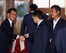 선거제 개편 논의 지지부진…여야, ‘2+2 협의체’ 구성 결론 못 내