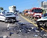 제주서 승용차끼리 정면 충돌 2명 중상…중앙선 침범 20대 입건