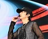 2PM 우영, 5년 반 만에 日 부도칸 공연 대성황 속 마무리