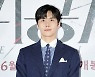 김선호, 액션 연기 기대하세요[포토엔HD]