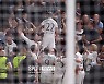 [UECL REVIEW] 보웬 90분 극장골! → 웨스트햄, 피오렌티나 2-1로 제압하며 유로파 컨퍼런스리그 우승...58년 만의 유럽대항전 트로피 '쾌거'