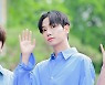 보이넥스트도어 명재현, '여유있는 포즈' [사진]