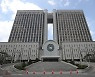 [이충재의 인사이트] '이재명 영장' 기각·발부 팽팽...누가 더 긴장하나