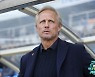 홍콩 축구, AG 기적의 4강행…‘친한파’ 안데르센 감독이 새역사 썼다