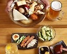 [아무튼, 주말] 따끈한 어묵 국물에 하이볼 한 잔… 이 가을 딱 어울리는 맛!
