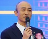 올림픽회관 재개관식, 축사하는 정진완 대한장애인체육회장
