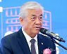 올림픽회관 재개관식, 축사하는 이상헌 위원장