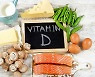 비타민D, 매일 먹어도 골절 예방 효과 없다… 진짜 중요한건