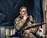 "최전선 우크라군 10명 중 9명은 도박 문제 경험"