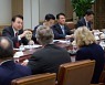 윤 대통령, 미 의회 상하원 의원단 접견