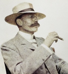에드워드 엘가(Edward Elgar)의'사랑의인사' 그리고 '위풍당당 행진곡'